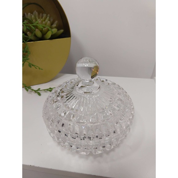 Crystale D'adriana Lead Crystal Lidded Candy Dish - Picture 5 of 6